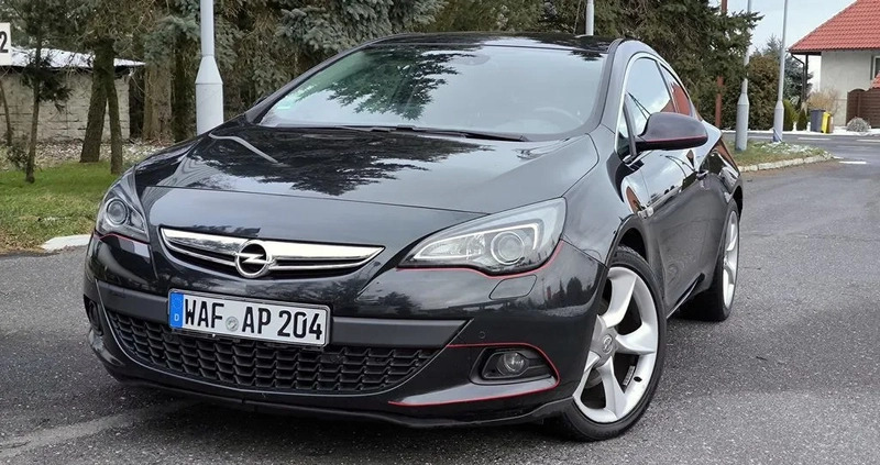 Opel Astra cena 33900 przebieg: 162175, rok produkcji 2012 z Chojnów małe 121